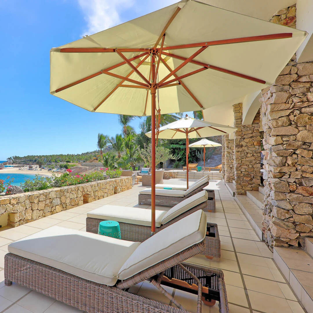 Luxury Resort Hotel | Наружная мебель создает высококлассный праздничный опыт